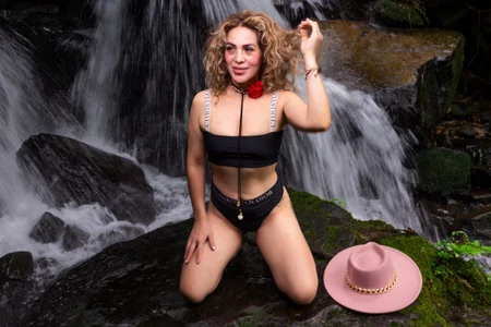 erotik_lady One day in the field Immagine 