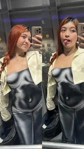 Karina_Leon 😁☀️ Gambar