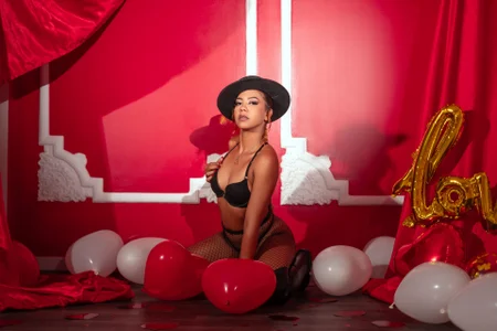 AdairaWealth Valentine's Day 사진 3