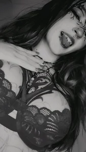 Kitty_ravee Public Pic 3