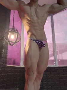 AlexLenox_ Public Εικόνα 4