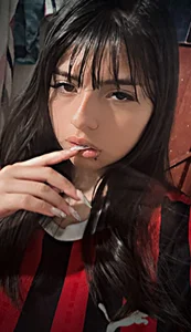 elizabeth_t_ Public Immagine  4