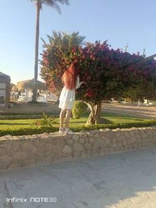 hello de LonaSylvis  5 Imagens