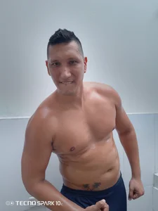 Tom_Hardy11 after gym Billede 2