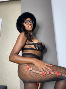 EBONY GODDESS od ParisSalvatore  6 snímek