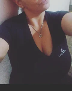 Jaz_sexy4 Public Pic 2