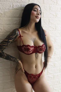 catalina__23 Catalina ☀️ Pic 5