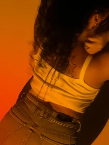 antonelllepiercee JEAN DAYY💛🍑 Pic 9