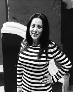 MirandaLatinaLovely elegante টি ছবি