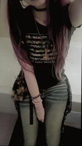DinaKolter Emo vibes Pic 2