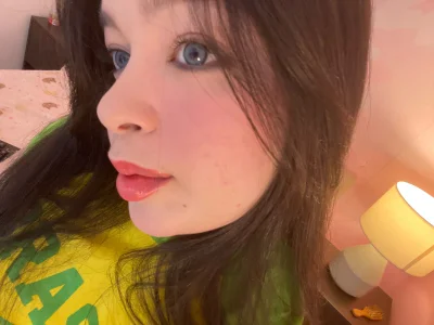 KateMichaels's 💛💚 Sex Photo 1