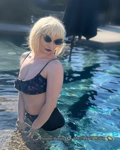 Zdjęcia DirtyLilRatty Summer By the Pool:  9