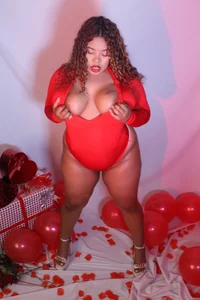 Your_big_ebony_goddness Love with a naughty touch 💘 Pic 8