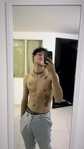 Public de mike_smith03  2 Imagens