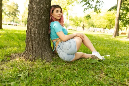 AlizzzStar Having fun outside! Billede 6