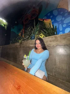 ayla13_ “Feeling a little dangerous in blue 💙” 사진