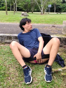 Playing in the park 😈🍑💦 de TonnyBottom Foto