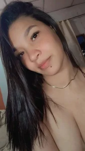 daniwild kiss kisss Pic