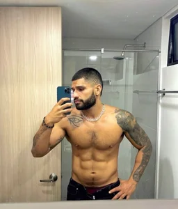 christianpaisaのsexyの枚の写真