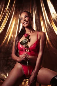 sashamonroe__ This is where you belong ... to me Pic 4