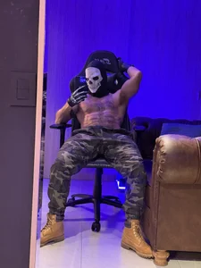 T-shirt off💥 od _adamcoper_  6 snímek