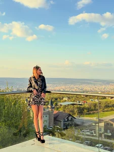Tiny_Tease Public slika 2