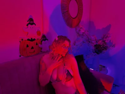 Evangelyne_rose A SEXY MATURE WOMAN Pic 6