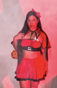 Mia__reys HALLOWEN Pic