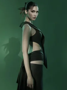 LustSaint modeling Pic 2