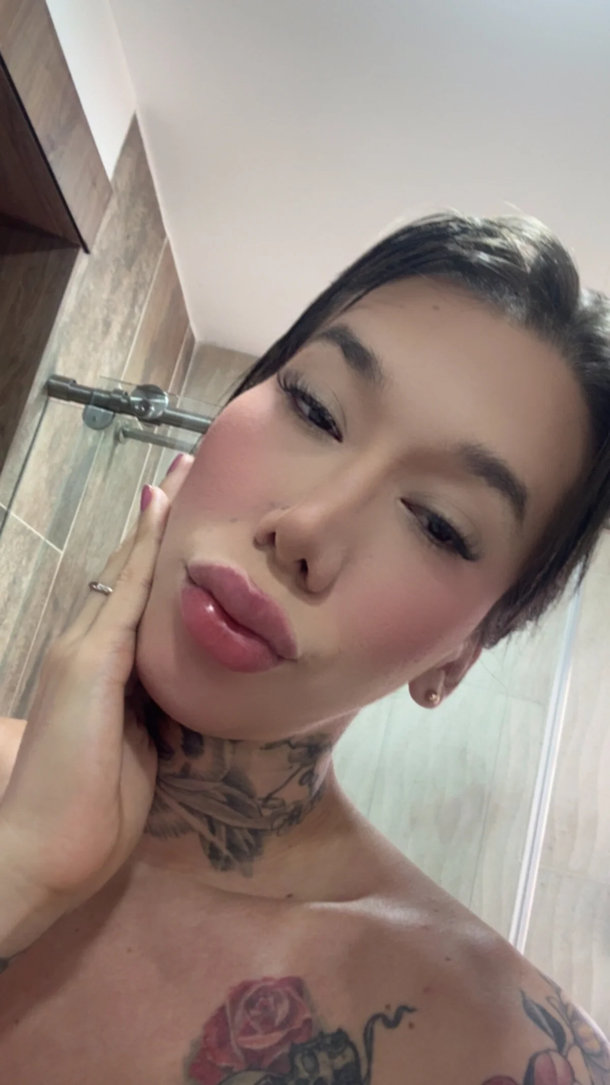 صور sweet_karinpaz777 الرائجة  0