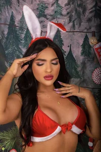 isabella1sexy Merry Christmas Pic 4