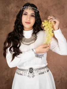 Teresa_Stane Snow-white tradition 🤍The white national dress is a symbol of purity, dignity, and beauty. Bilde 4