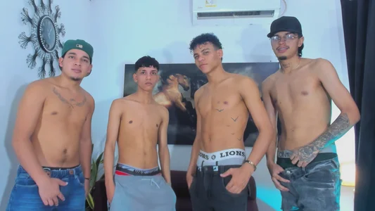 BOYS_IN_THE_EMPIRE 🔥group of boys hot 🔥 Pic 3
