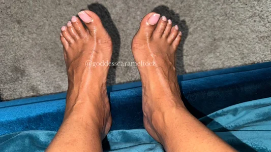 GoddessCaramelToez Public Pic 2