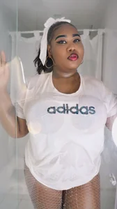 DarnellqueenA horny shower with a queen 👑 Bild 2