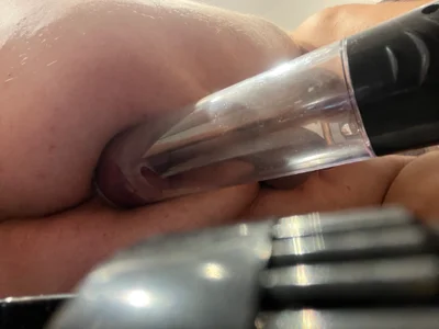 fetter_Daddy_Berlin Neues Spielzeug, Vakuum Pumpe für Arsch zu muschi Εικόνα