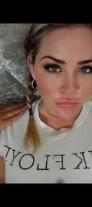 Kandi-kiss Public Pic 3