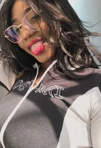 lilit_kyteler Hey little submissives (I laugh at you) Pic