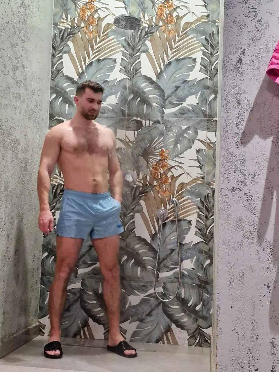 damongold Public slika