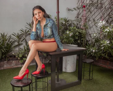 AmiraDulcee sexy latina зображення 3