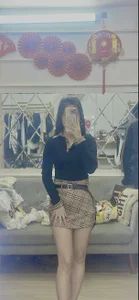 -Lisa-123 Public Pic