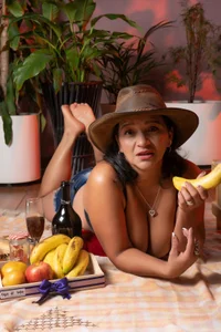 MarilynMiilf_ Together at this hot picnic 😈💥 Pic 2