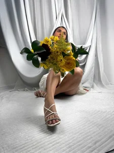 Melodymoore_ WHITE ROSE Foto 4