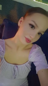 MissSonyaShy **** Pic 4