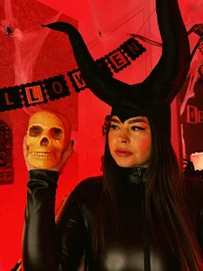 SofieReyes Dangerously Bewitched🩸🕷️🖤 Pic 2