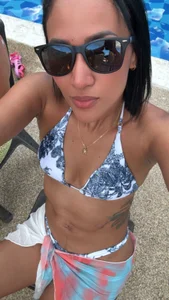 Scarleth_Fox_ “It’s not a pose, it’s an attitude.” Pic 4