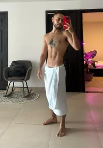 MateoBaer Public Gambar 3