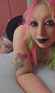 IvyNJay Ivy . fénykép