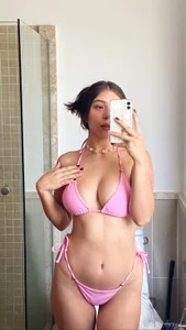 annie24_evans Public slika