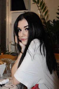 LucyKitty_ Public Foto